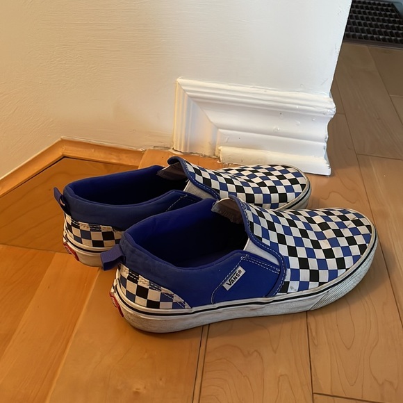 Vans Classic Slip-On Checkerboard Shoe - Picture 2 of 4